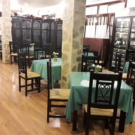 Hostal Hispalis Mairena De Alcor Exterior foto